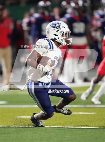 Thumbnail 2 in Ridgeland @ South Panola (MHSAA 6A Round 1) photogallery.