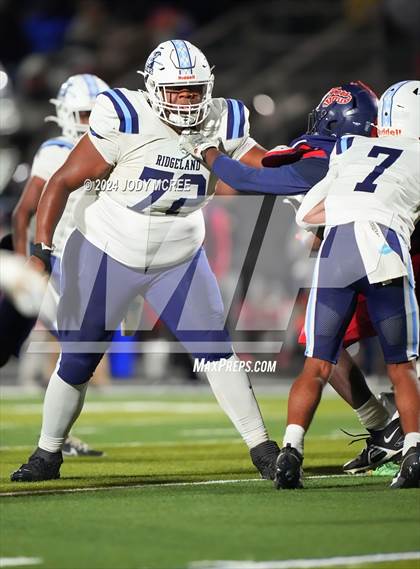 Thumbnail 3 in Ridgeland @ South Panola (MHSAA 6A Round 1) photogallery.