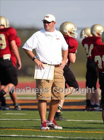 Thumbnail 3 in Llano vs Rouse photogallery.