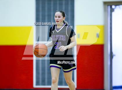 Thumbnail 1 in Valencia vs Oaks Christian photogallery.