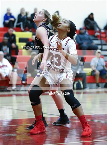 Thumbnail 2 in Valencia vs Oaks Christian photogallery.