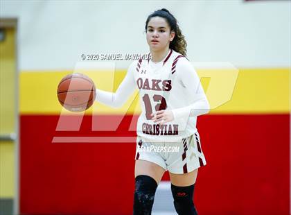 Thumbnail 2 in Valencia vs Oaks Christian photogallery.