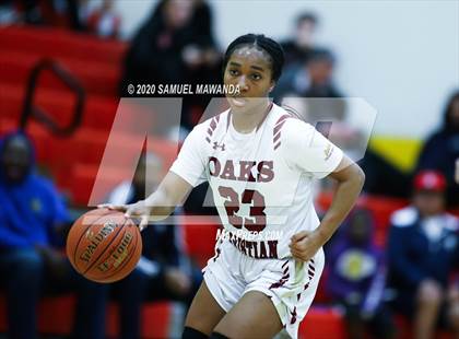 Thumbnail 2 in Valencia vs Oaks Christian photogallery.