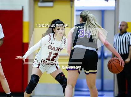 Thumbnail 3 in Valencia vs Oaks Christian photogallery.