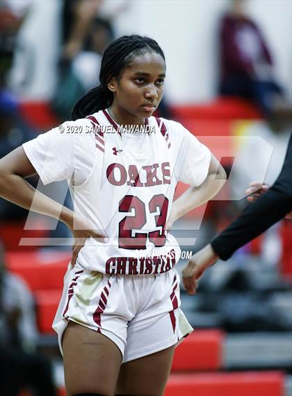 Thumbnail 3 in Valencia vs Oaks Christian photogallery.