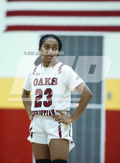 Thumbnail 3 in Valencia vs Oaks Christian photogallery.