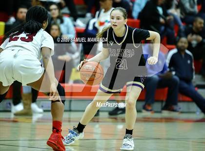 Thumbnail 3 in Valencia vs Oaks Christian photogallery.