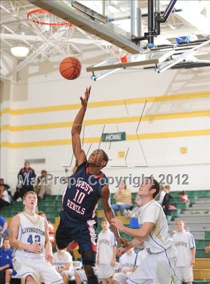 Thumbnail 2 in West vs. Livingston Academy (Knoxville Catholic Pilot Tournament) photogallery.