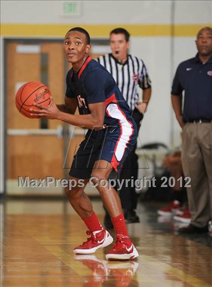 Thumbnail 3 in West vs. Livingston Academy (Knoxville Catholic Pilot Tournament) photogallery.