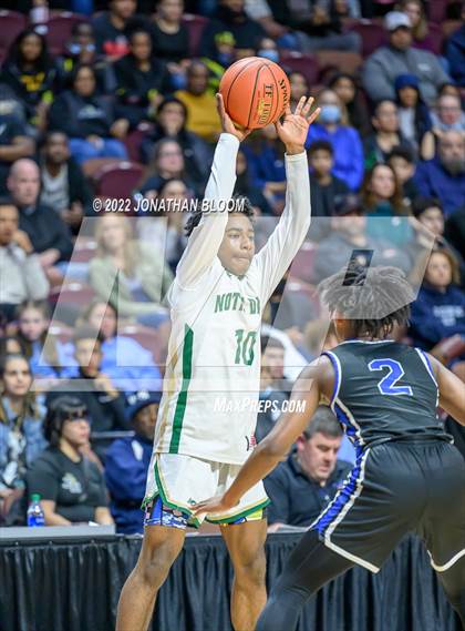 Thumbnail 2 in Notre Dame vs. East Catholic (CIAC Class I Final) photogallery.