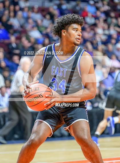 Thumbnail 2 in Notre Dame vs. East Catholic (CIAC Class I Final) photogallery.