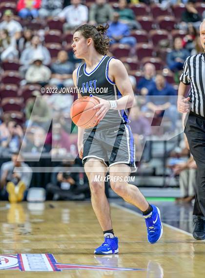 Thumbnail 1 in Notre Dame vs. East Catholic (CIAC Class I Final) photogallery.