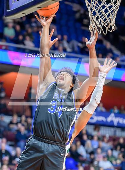 Thumbnail 2 in Notre Dame vs. East Catholic (CIAC Class I Final) photogallery.
