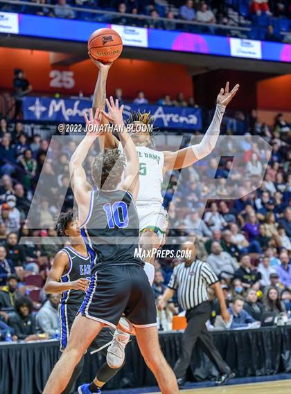 Thumbnail 2 in Notre Dame vs. East Catholic (CIAC Class I Final) photogallery.