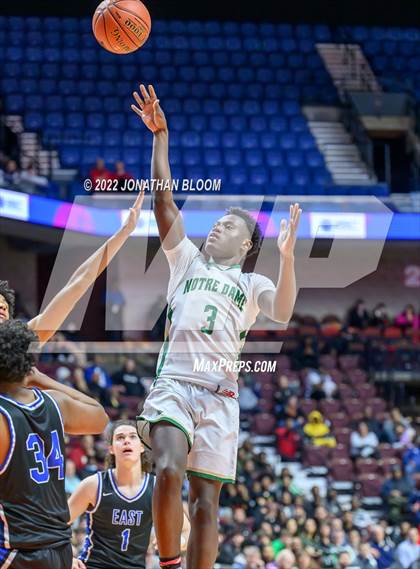 Thumbnail 1 in Notre Dame vs. East Catholic (CIAC Class I Final) photogallery.