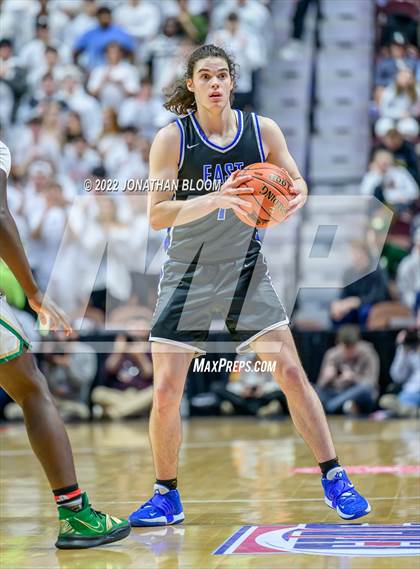 Thumbnail 3 in Notre Dame vs. East Catholic (CIAC Class I Final) photogallery.