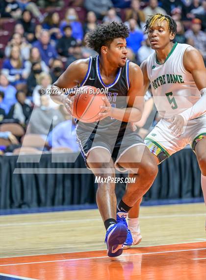 Thumbnail 2 in Notre Dame vs. East Catholic (CIAC Class I Final) photogallery.