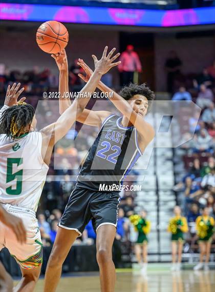 Thumbnail 3 in Notre Dame vs. East Catholic (CIAC Class I Final) photogallery.