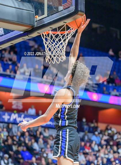 Thumbnail 2 in Notre Dame vs. East Catholic (CIAC Class I Final) photogallery.