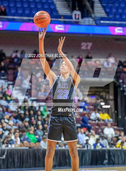 Thumbnail 1 in Notre Dame vs. East Catholic (CIAC Class I Final) photogallery.