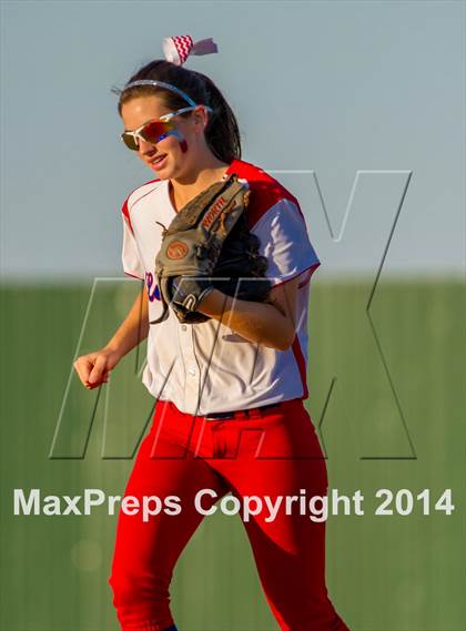 Thumbnail 3 in Medina Valley vs Leander (4A Regional Semifinal) photogallery.