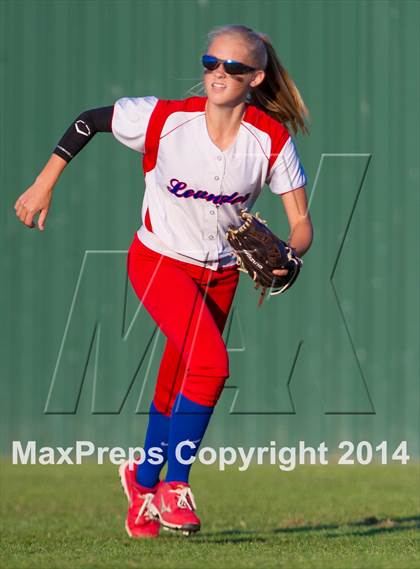 Thumbnail 3 in Medina Valley vs Leander (4A Regional Semifinal) photogallery.