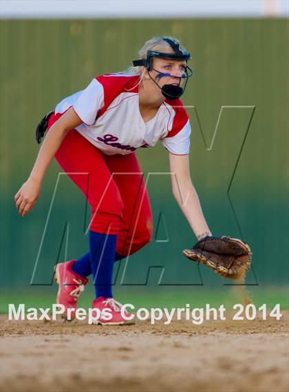 Thumbnail 1 in Medina Valley vs Leander (4A Regional Semifinal) photogallery.