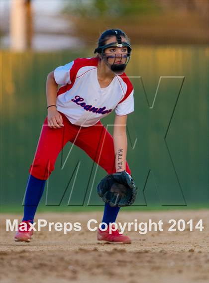 Thumbnail 2 in Medina Valley vs Leander (4A Regional Semifinal) photogallery.