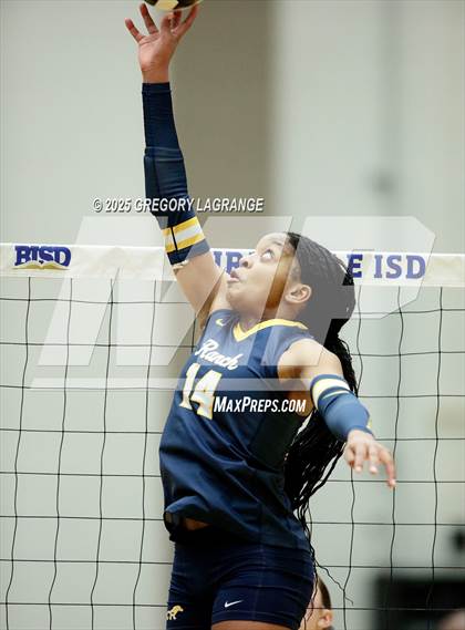 Thumbnail 1 in Cypress Ranch vs Byron Nelson (UIL 6A D1 Volleyball Semi-final) photogallery.