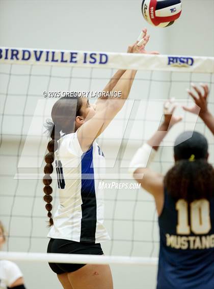 Thumbnail 2 in Cypress Ranch vs Byron Nelson (UIL 6A D1 Volleyball Semi-final) photogallery.