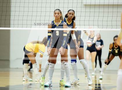 Thumbnail 1 in Cypress Ranch vs Byron Nelson (UIL 6A D1 Volleyball Semi-final) photogallery.