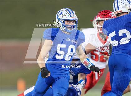 Thumbnail 3 in Lincoln vs. Valle Catholic (MSHSAA Class 1 Championship) photogallery.