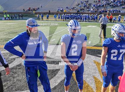 Thumbnail 2 in Lincoln vs. Valle Catholic (MSHSAA Class 1 Championship) photogallery.