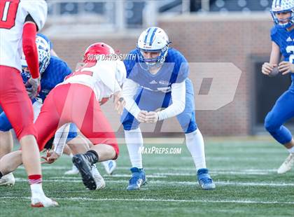Thumbnail 2 in Lincoln vs. Valle Catholic (MSHSAA Class 1 Championship) photogallery.