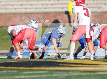 Thumbnail 1 in Lincoln vs. Valle Catholic (MSHSAA Class 1 Championship) photogallery.