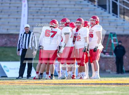 Thumbnail 1 in Lincoln vs. Valle Catholic (MSHSAA Class 1 Championship) photogallery.
