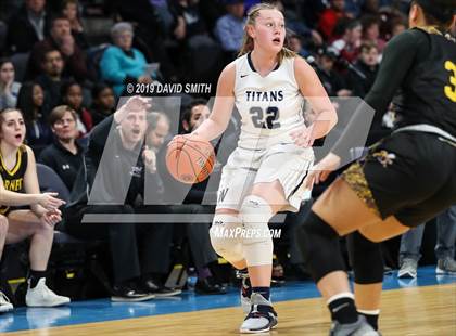Thumbnail 3 in Lee's Summit West vs. North Kansas City (MSHSAA Class 5 Quarterfinal) photogallery.