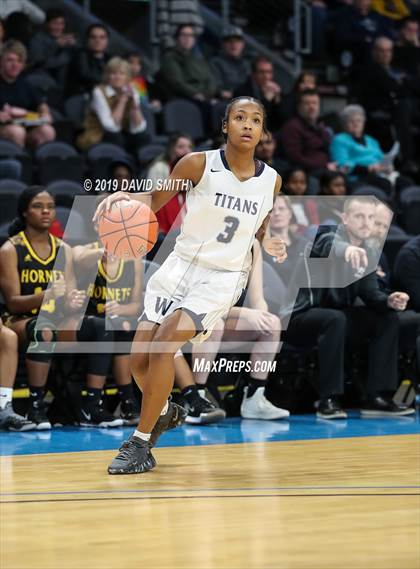 Thumbnail 2 in Lee's Summit West vs. North Kansas City (MSHSAA Class 5 Quarterfinal) photogallery.
