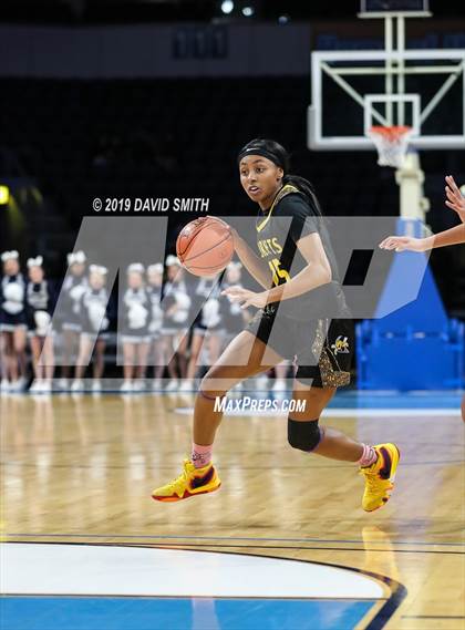 Thumbnail 3 in Lee's Summit West vs. North Kansas City (MSHSAA Class 5 Quarterfinal) photogallery.