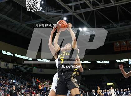Thumbnail 3 in Lee's Summit West vs. North Kansas City (MSHSAA Class 5 Quarterfinal) photogallery.
