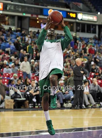 Thumbnail 3 in Castro Valley vs. De La Salle (CIF NorCal D1 Regional Final) photogallery.
