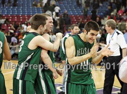 Thumbnail 1 in Castro Valley vs. De La Salle (CIF NorCal D1 Regional Final) photogallery.