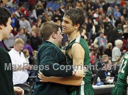 Thumbnail 3 in Castro Valley vs. De La Salle (CIF NorCal D1 Regional Final) photogallery.