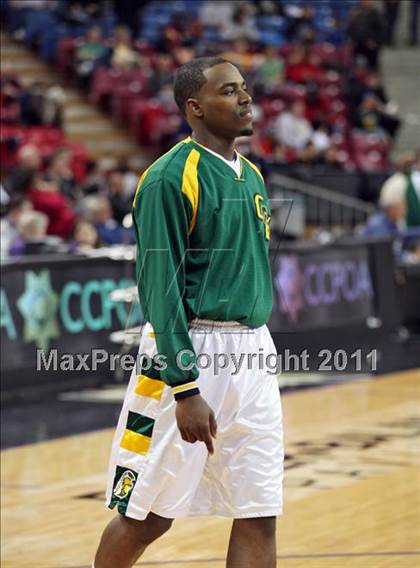 Thumbnail 2 in Castro Valley vs. De La Salle (CIF NorCal D1 Regional Final) photogallery.