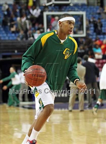 Thumbnail 1 in Castro Valley vs. De La Salle (CIF NorCal D1 Regional Final) photogallery.