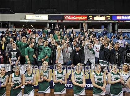 Thumbnail 3 in Castro Valley vs. De La Salle (CIF NorCal D1 Regional Final) photogallery.