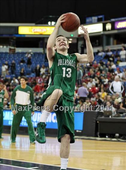 Thumbnail 1 in Castro Valley vs. De La Salle (CIF NorCal D1 Regional Final) photogallery.