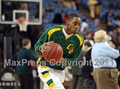 Thumbnail 2 in Castro Valley vs. De La Salle (CIF NorCal D1 Regional Final) photogallery.