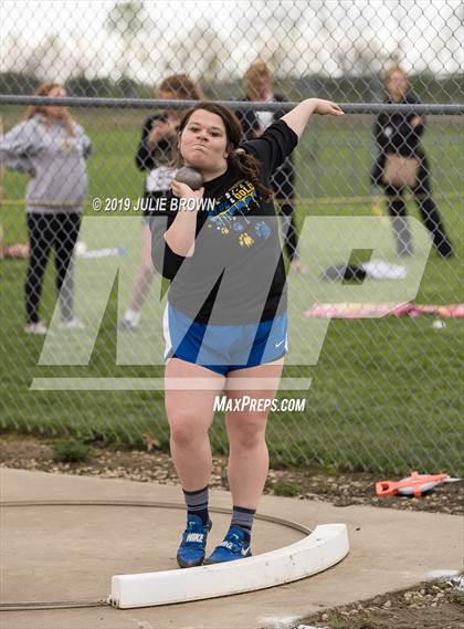Thumbnail 3 in Hancock County (Shot Put & 1600 Meter) photogallery.