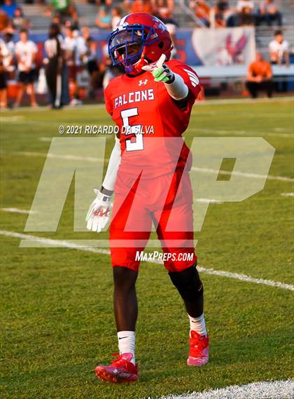 Thumbnail 2 in Royal vs Caldwell photogallery.